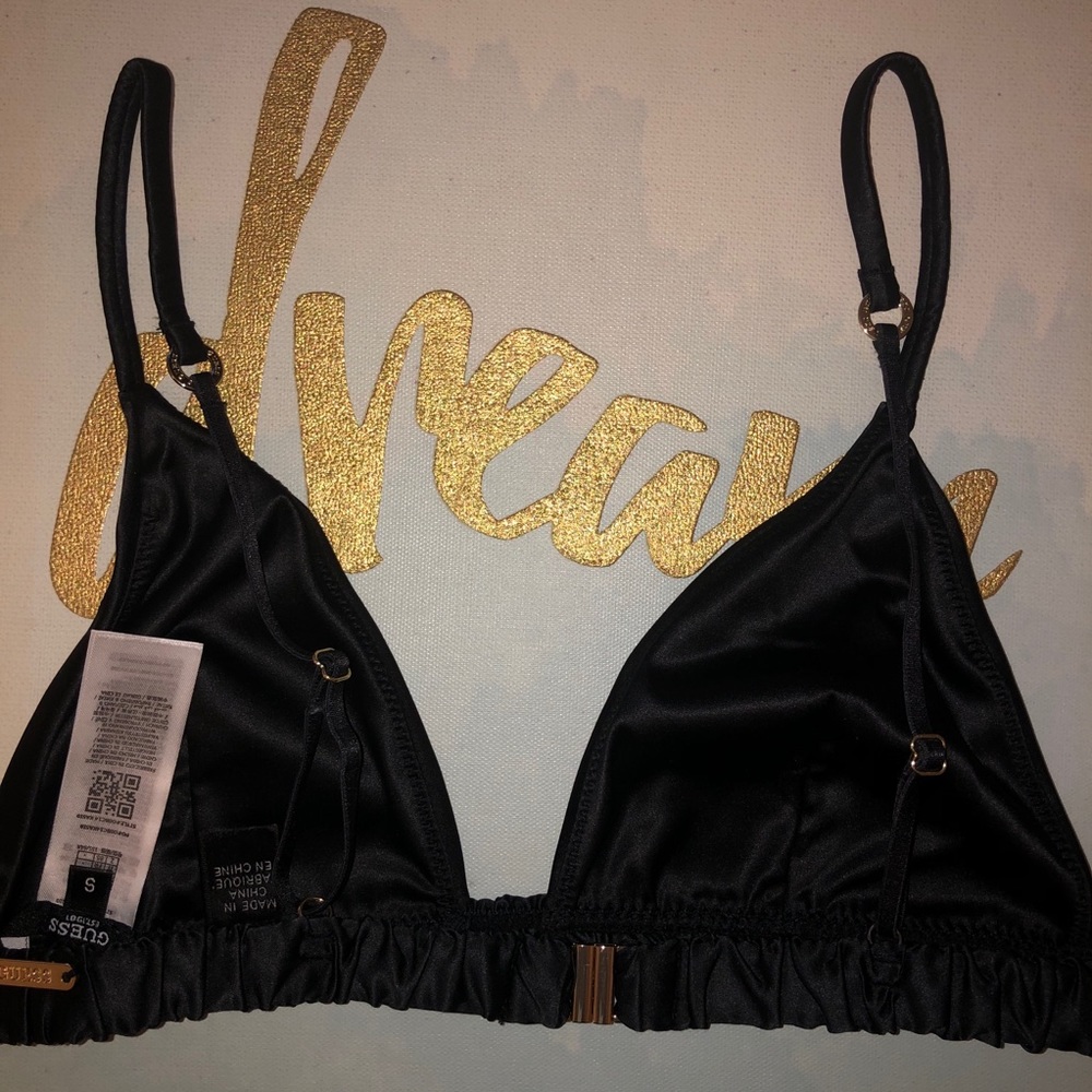 Basic & cute bralette - Picture 2 of 3